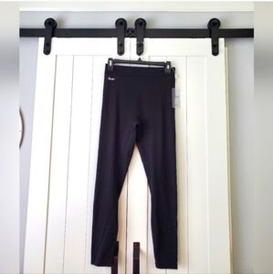 Danysu V Back Scrunch Butt Leggings Soft High Waisted. NEW!
